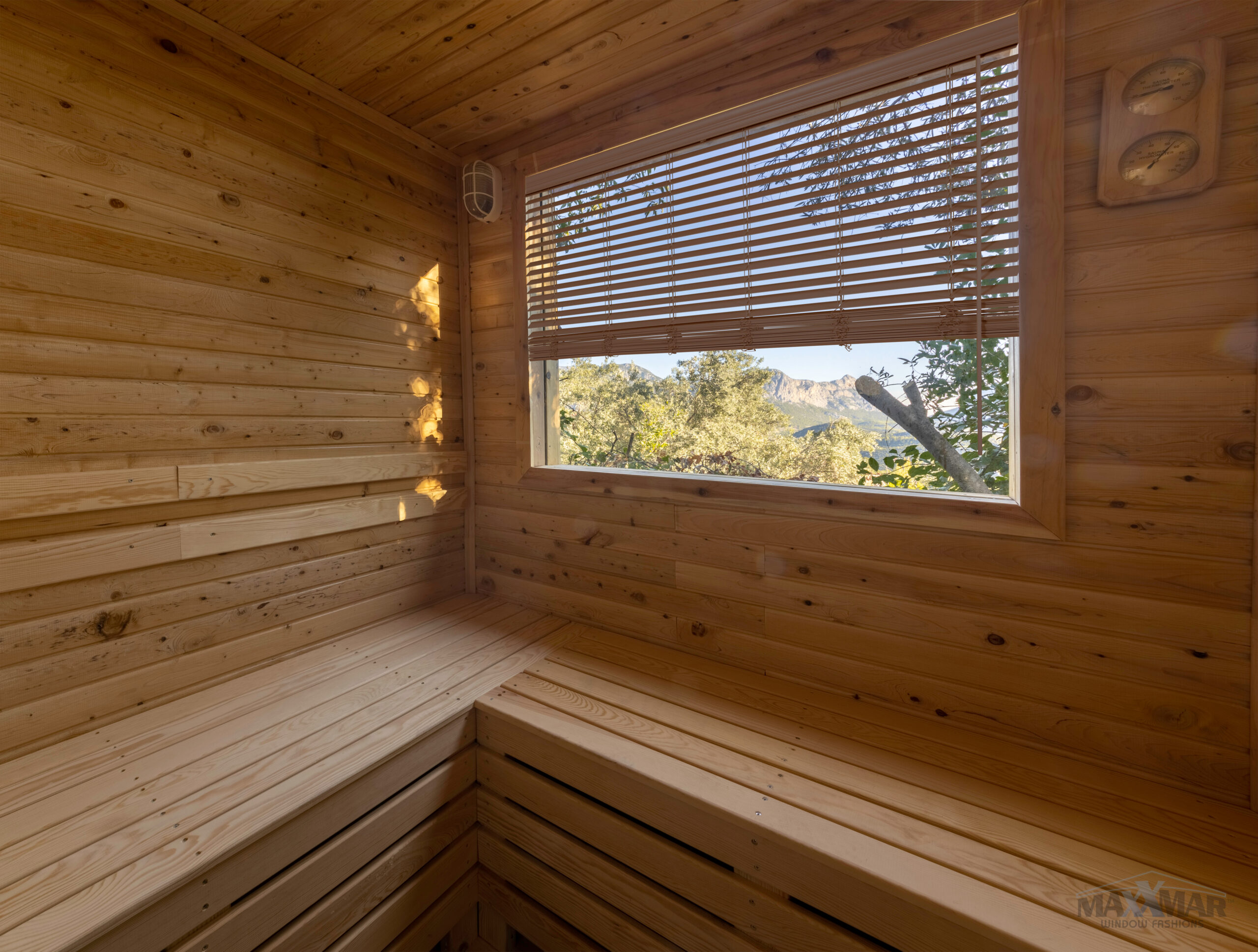 Installation de stores verticaux