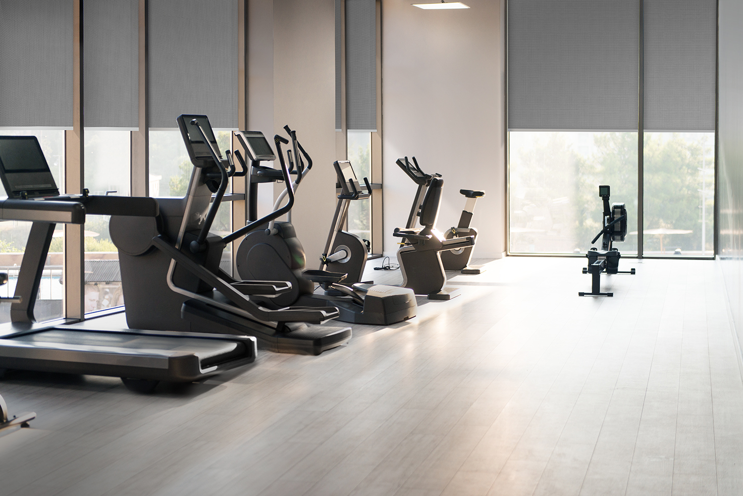 Toiles solaires sur mesure dans une salle d'entrainement