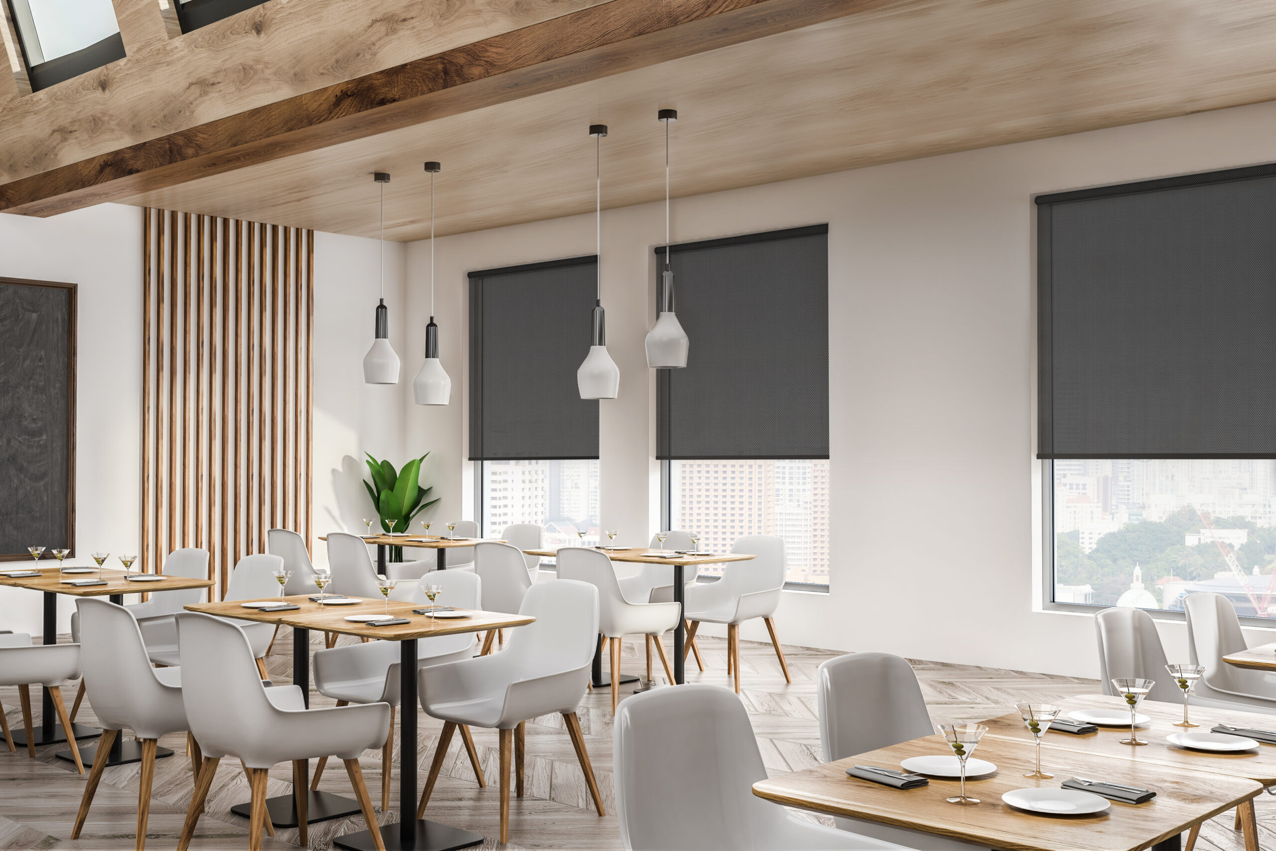 Toiles solaires dans un restaurant